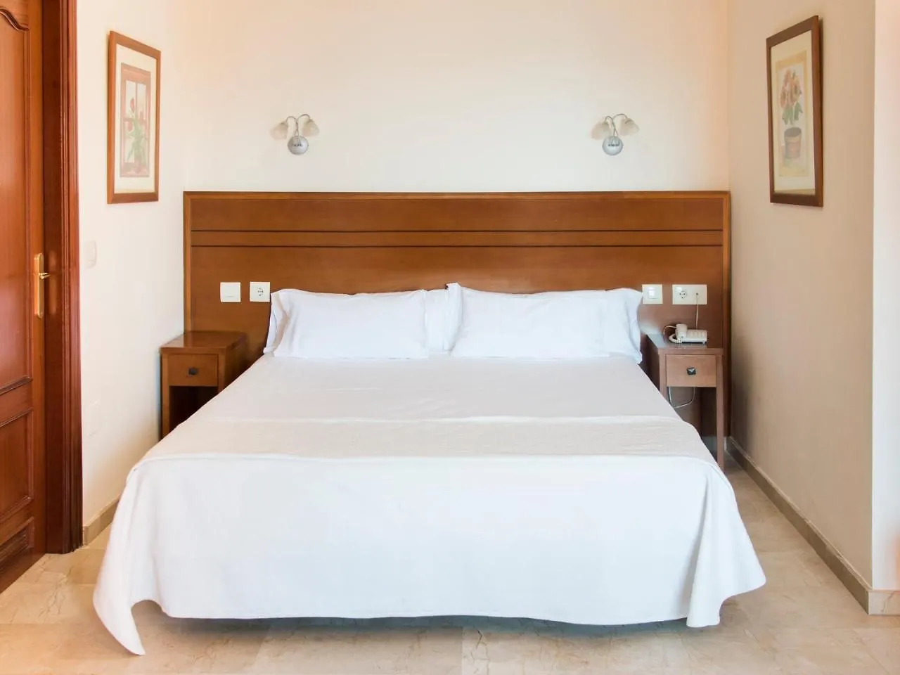 Apartamentos Turisticos Don Juan Manilva Spain